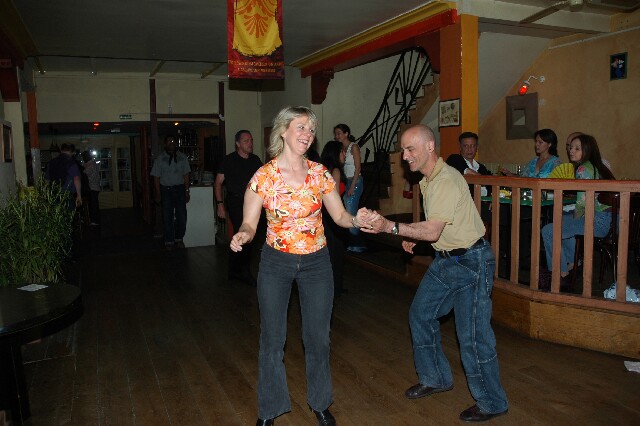 min 2006 05 02 latino 122